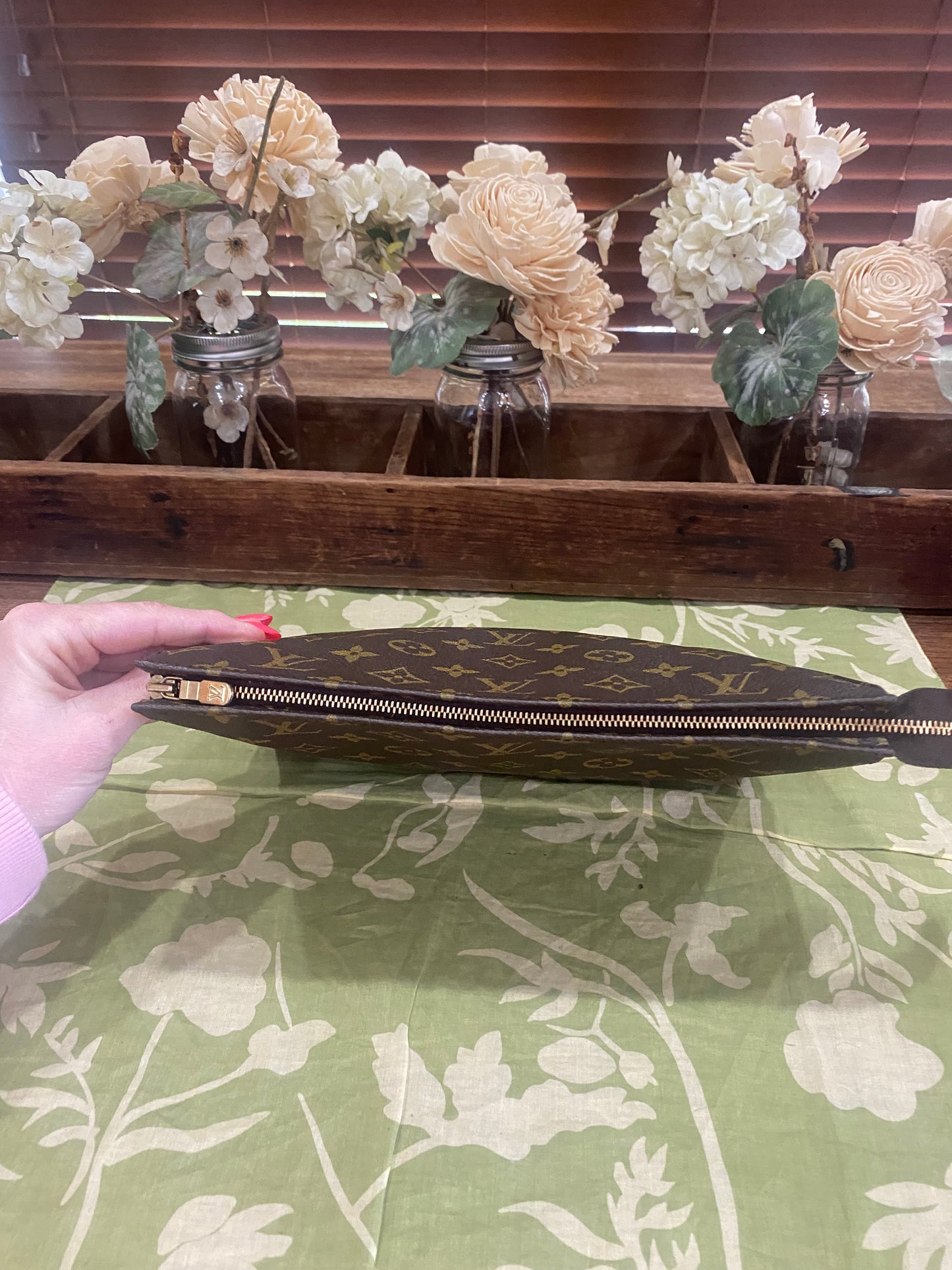 Vintage Toiletry 26
