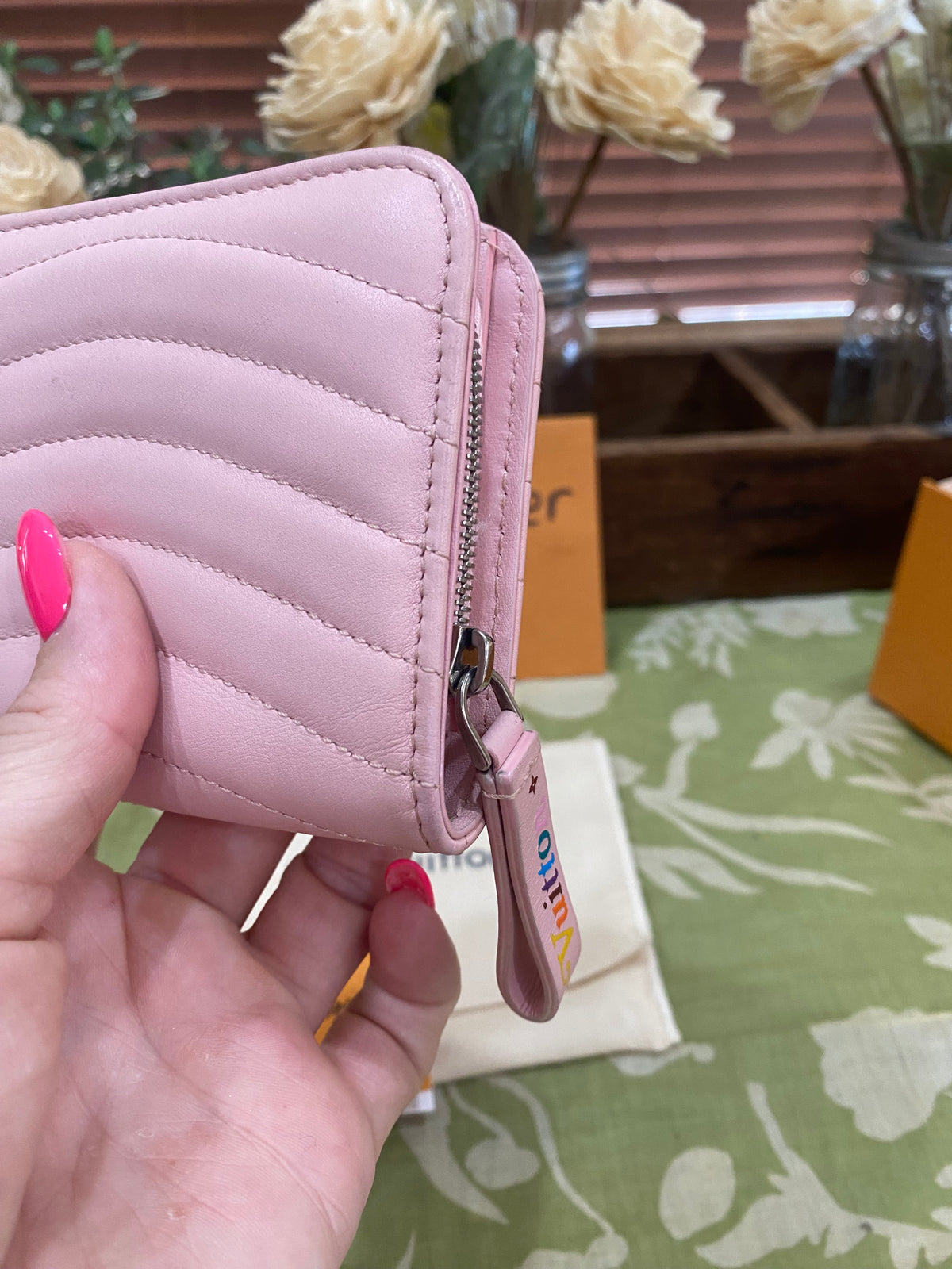 New Wave Calf Leather Compact Wallet in Rose Ballerine