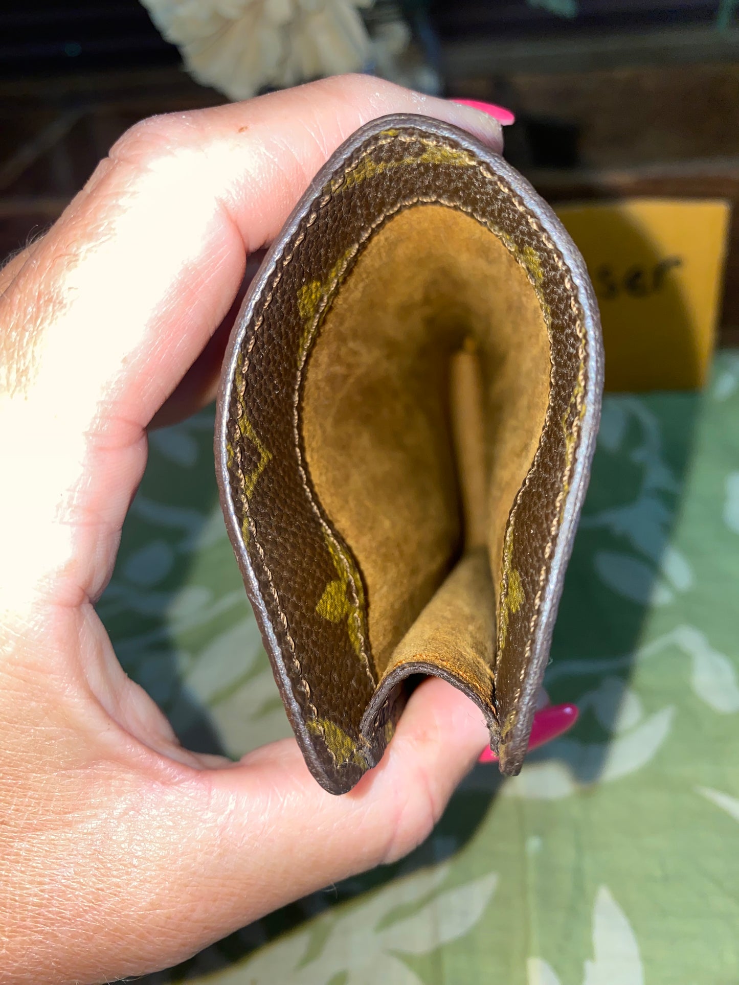 Vintage Simple Glasses Case