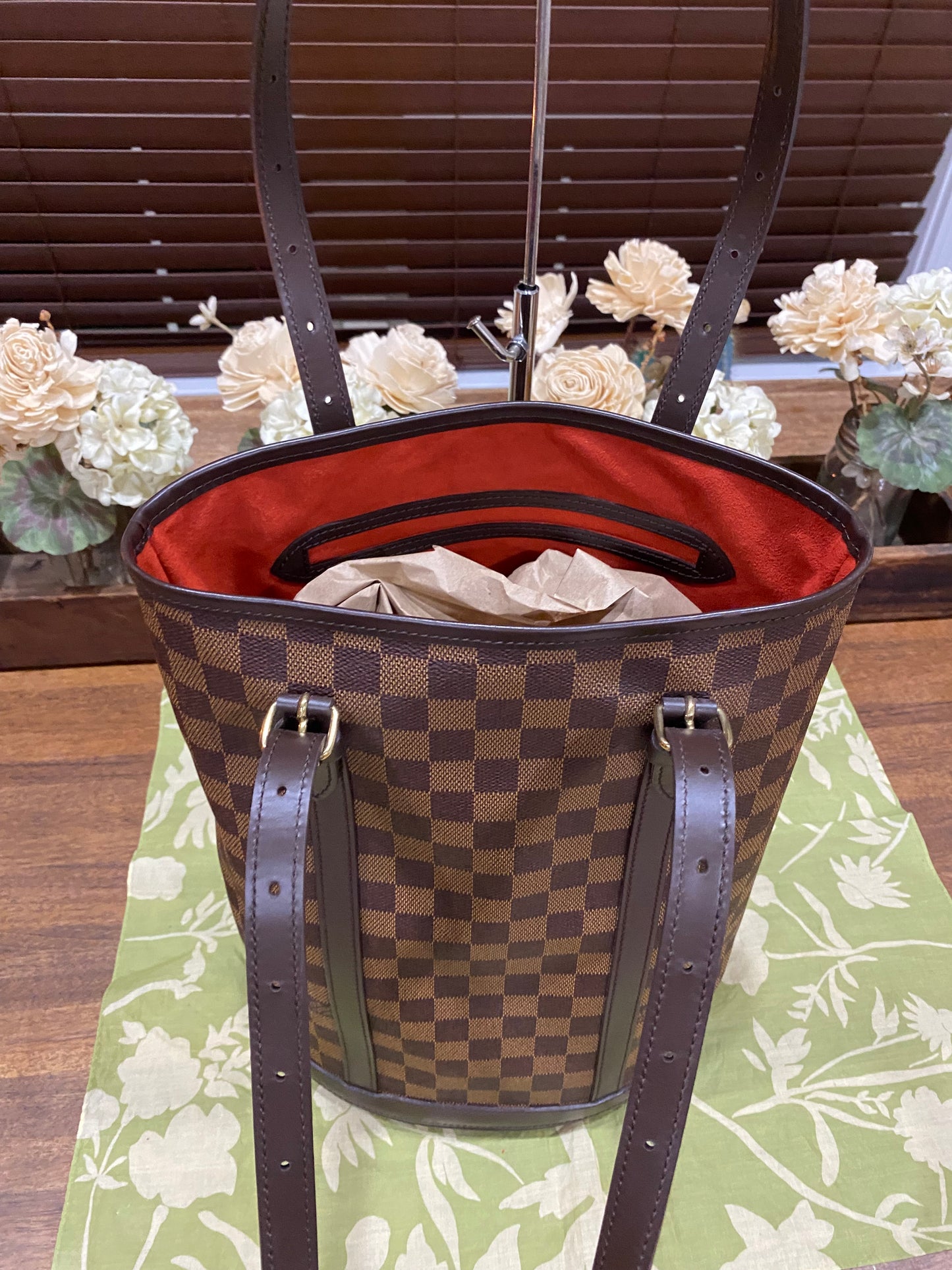Bucket Bag GM Damier Ebene