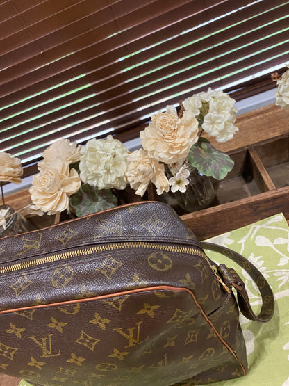 Vintage Marceau GM Messenger Bag