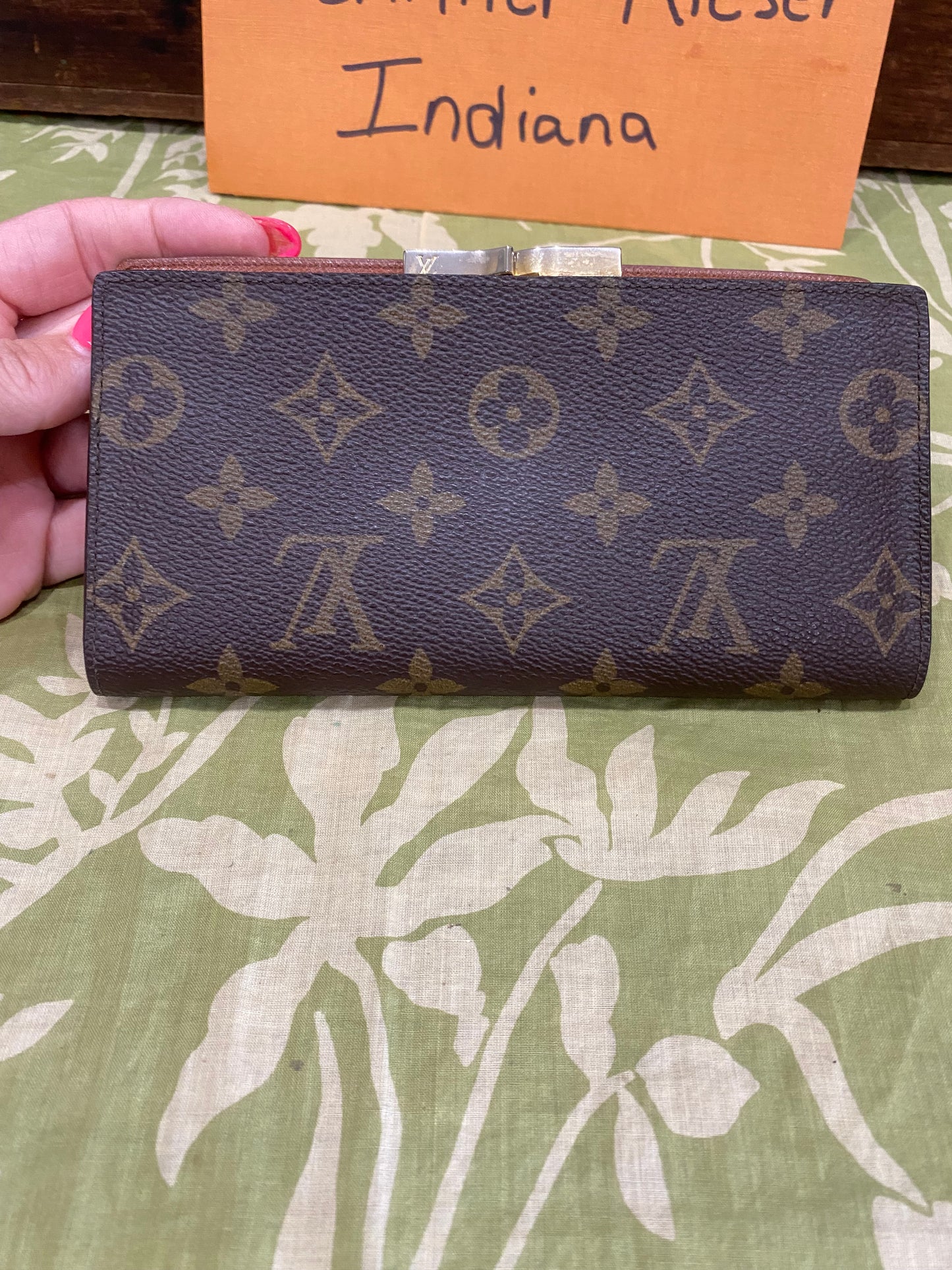 Vintage Kisslock Long Wallet