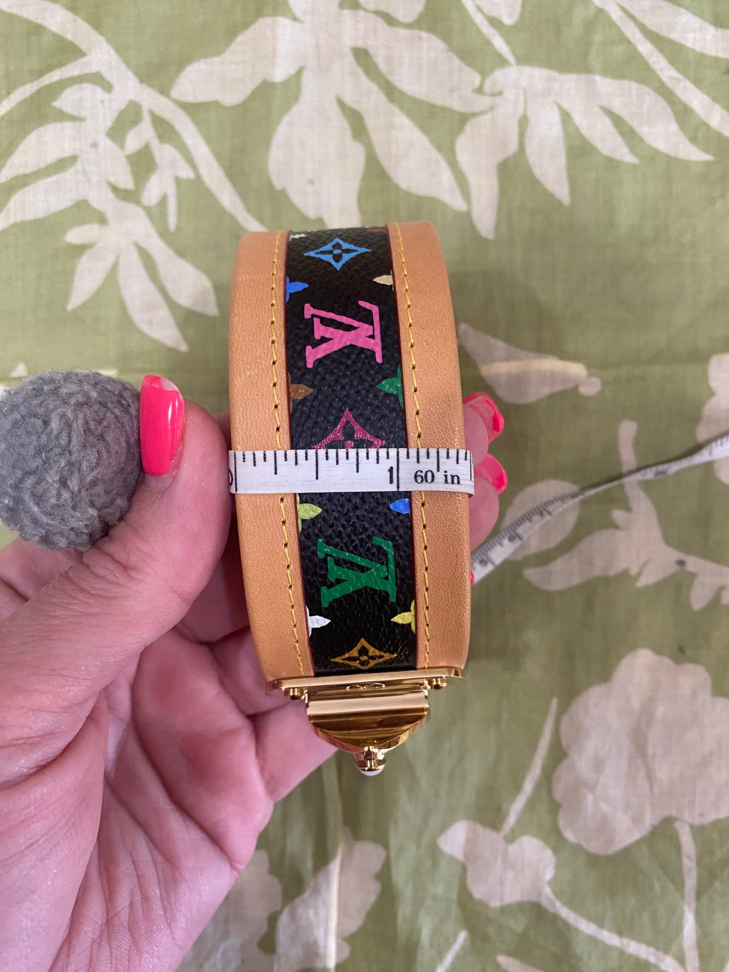 S Lock Cuff Bracelet in Black Multicolor