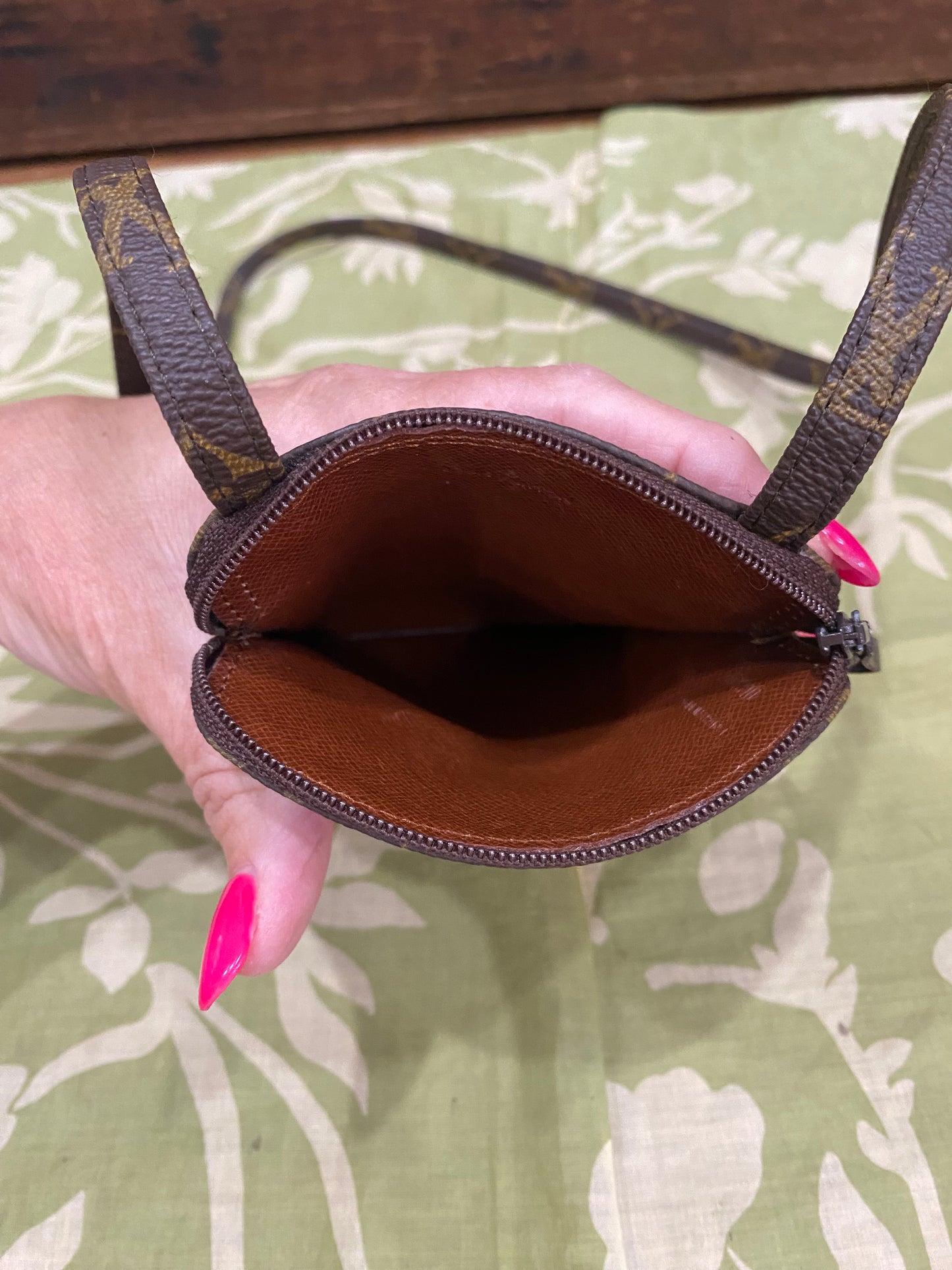 Vintage Pochette Secret Shoulder Bag