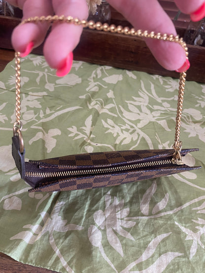 Bucket Pouch PM in DE print