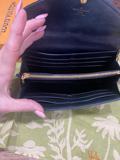 New Wave Calf Leather Long Wallet Wristlet (Noir)