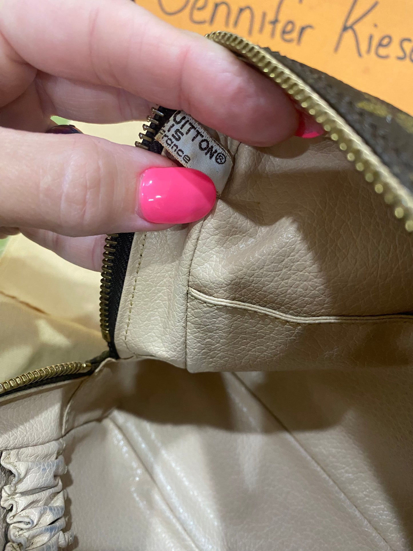 Vintage Trousse 23