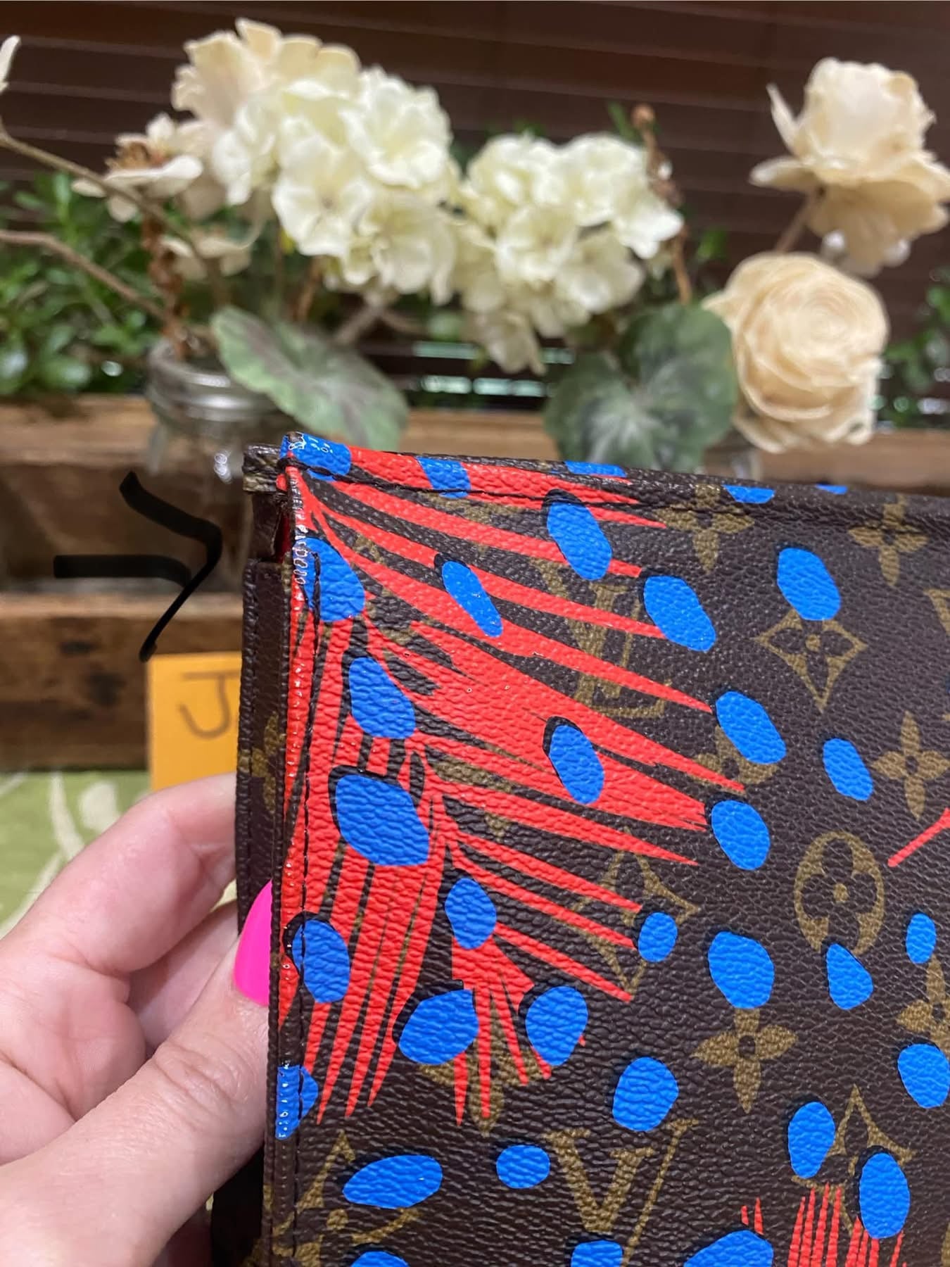 LE Jungle Toiletry 26