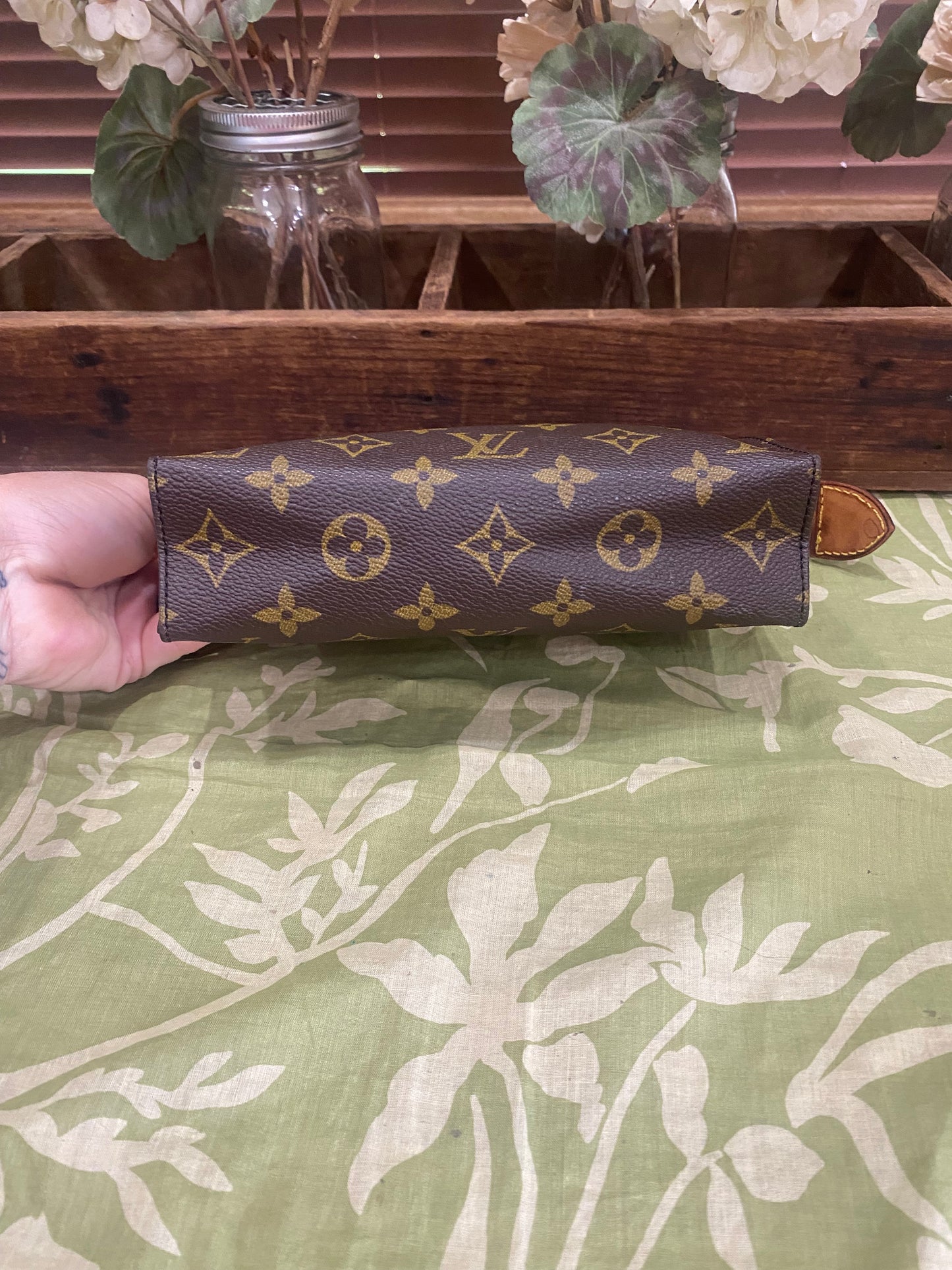 Vintage Toiletry 19