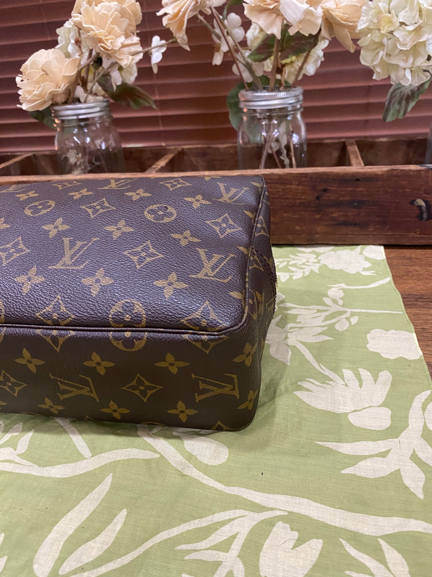 Vintage Trousse 28