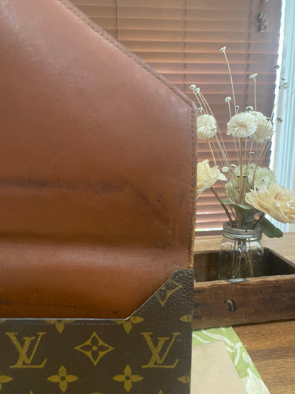 Vintage Poche Plate Envelope Document Clutch