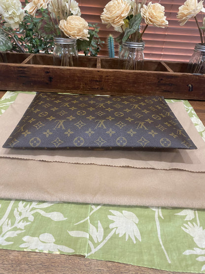 Vintage Poche Plate Envelope Document Clutch