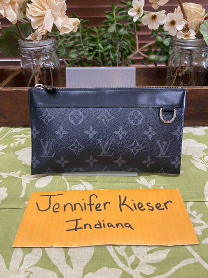 Discovery Pochette in Eclipse