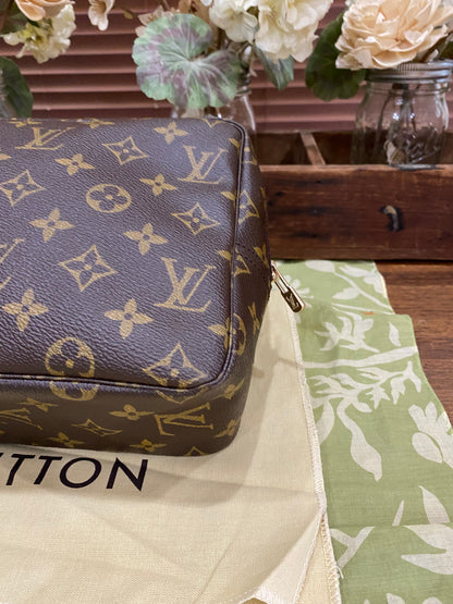 Vintage Trousse 28