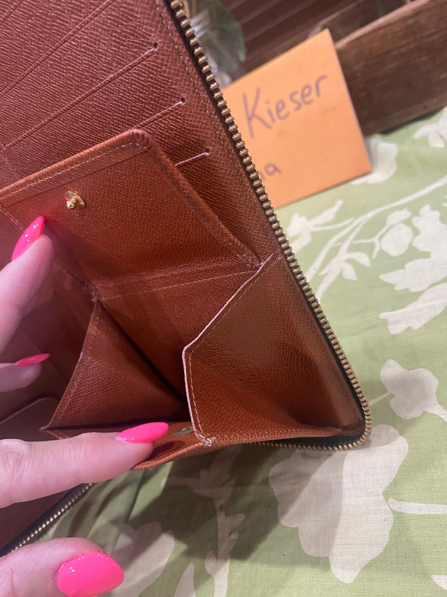 Daily Organizer Long Wallet