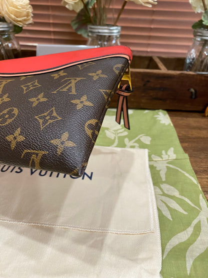 Tuileries Pouchette
