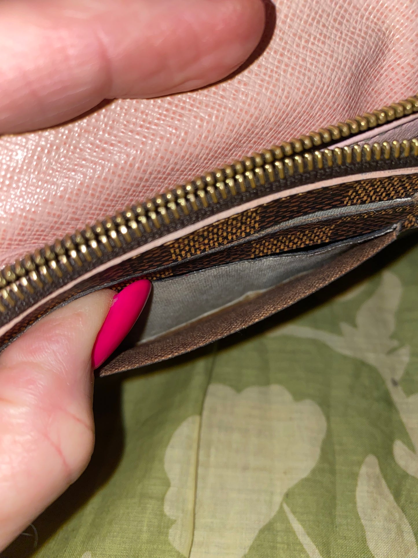 Caissa Wallet in Damier