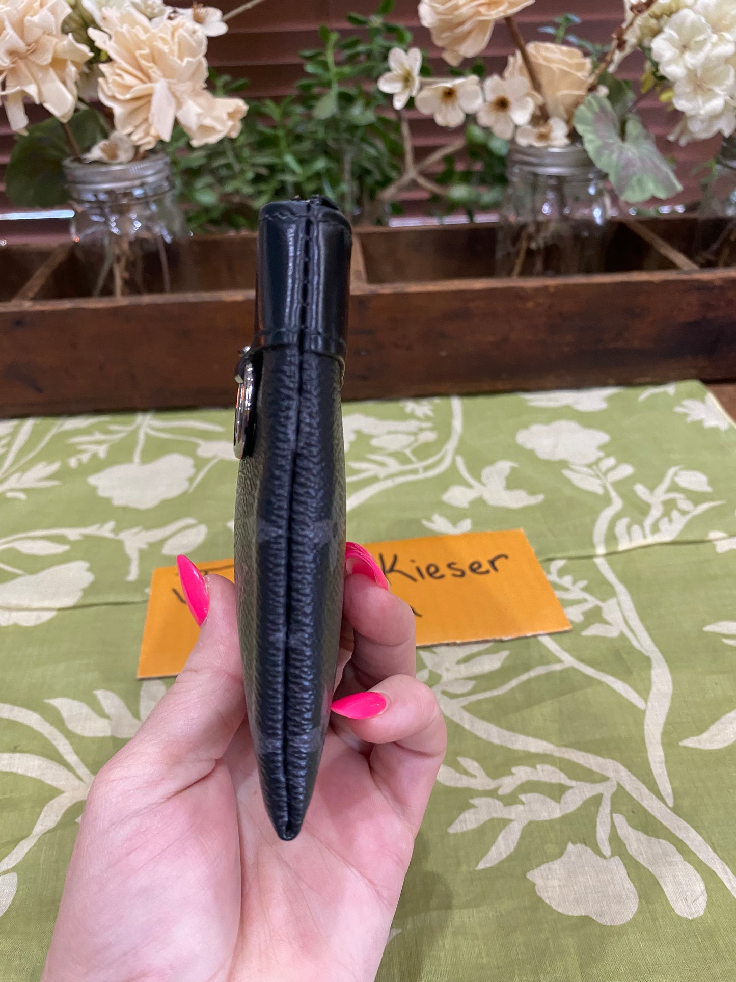 Discovery Pochette in Eclipse