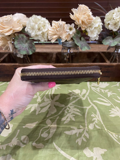 Daily Organizer Long Wallet