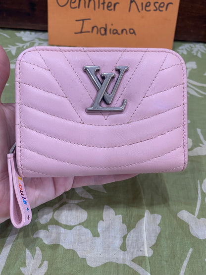 New Wave Calf Leather Compact Wallet in Rose Ballerine