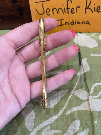 Gold Tone Twist Top Pen