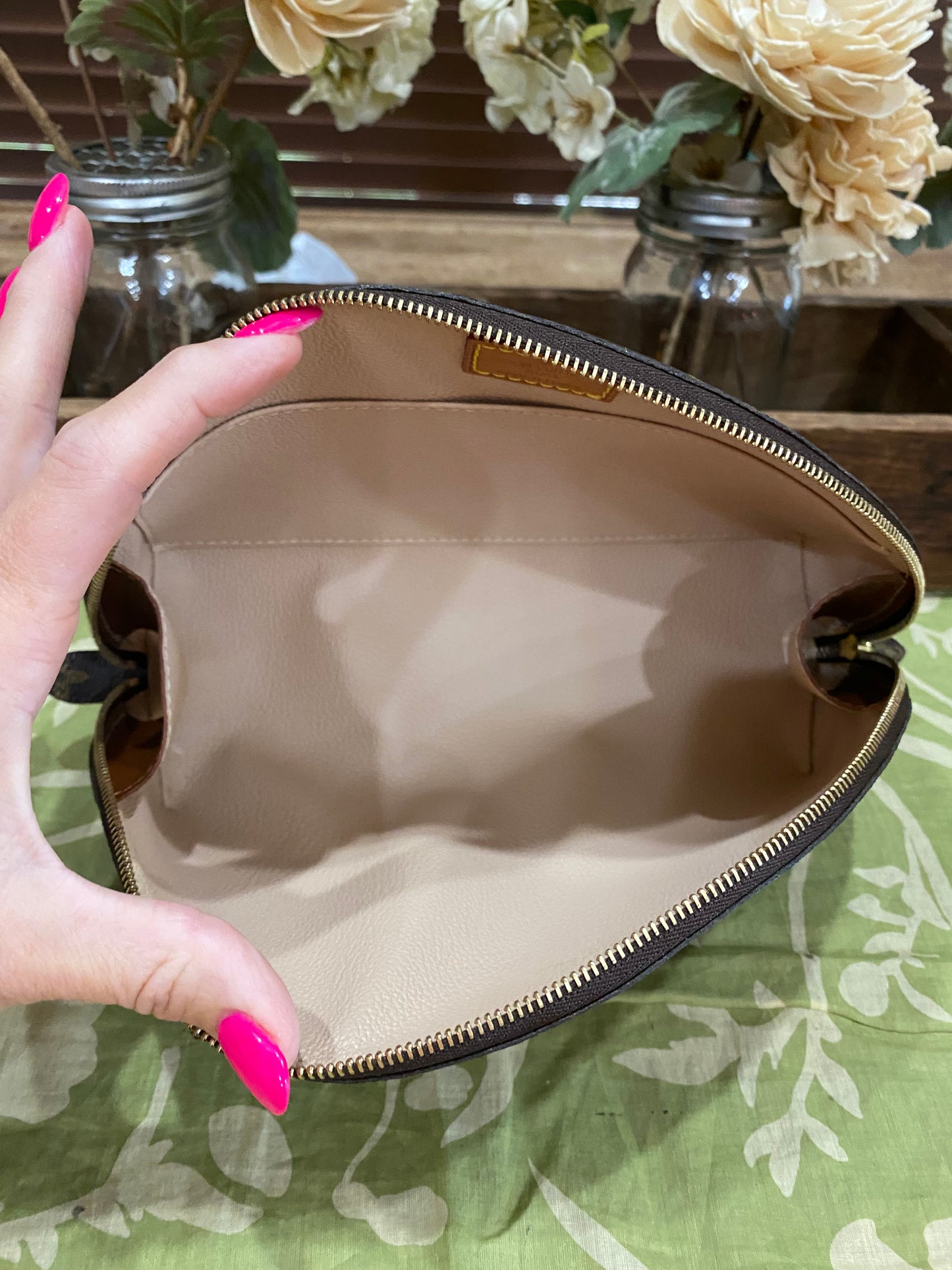 Demi Ronde GM Cosmetic Pouch