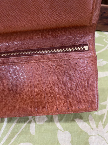 Vintage Kisslock Long Wallet