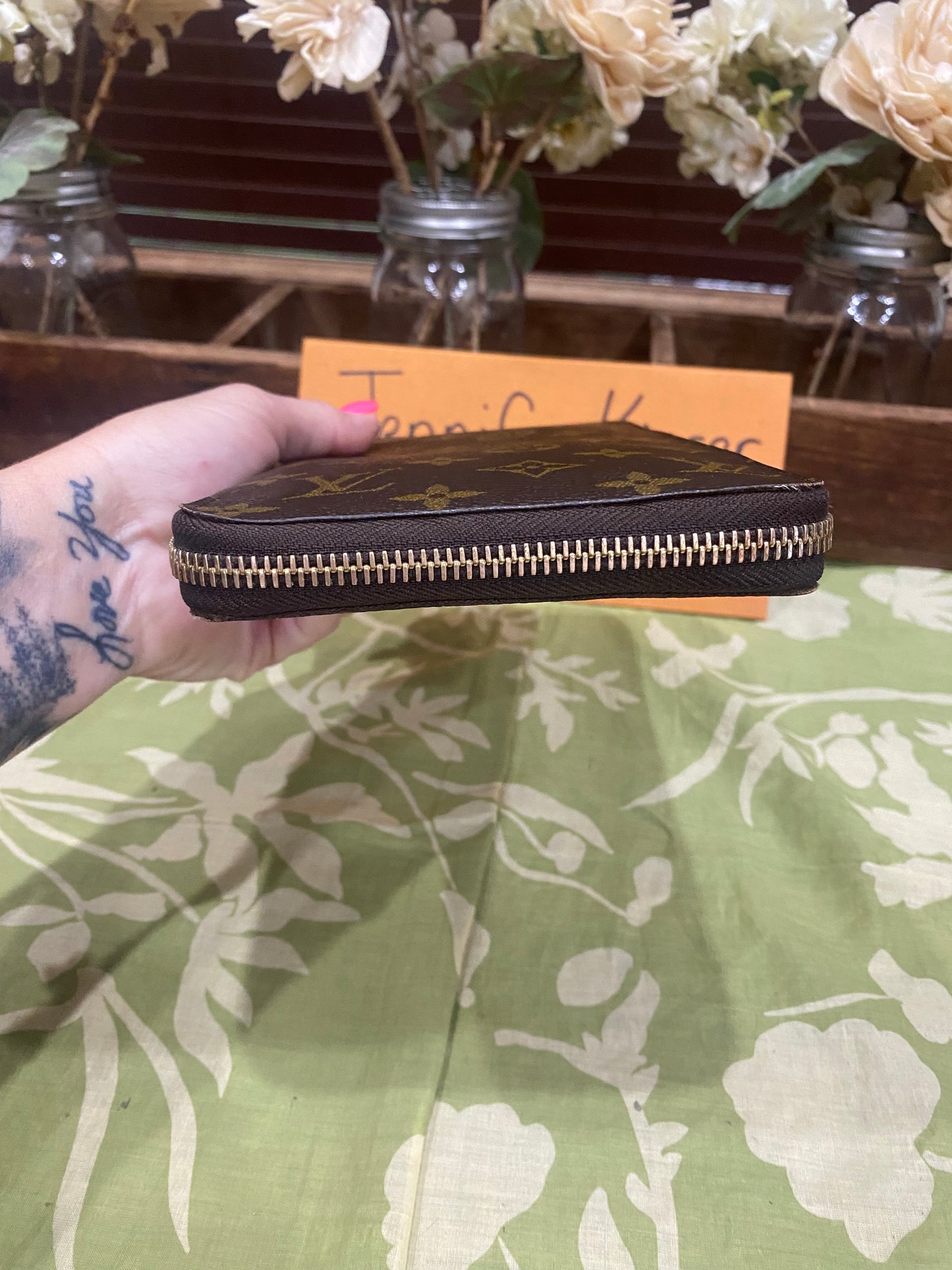 Daily Organizer Long Wallet