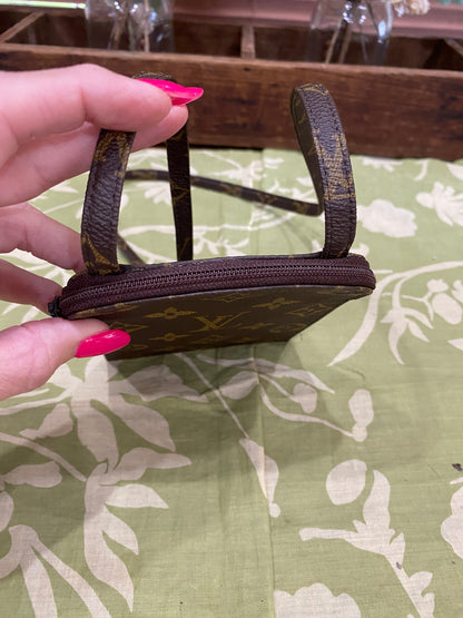 Vintage Pochette Secret Shoulder Bag