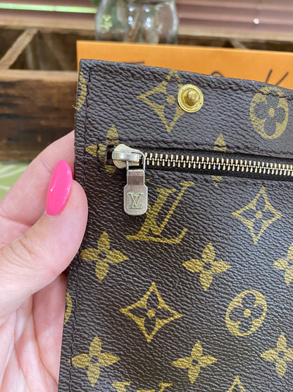 Randonnee Pouch