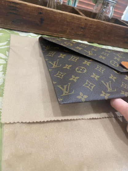 Vintage Poche Plate Envelope Document Clutch