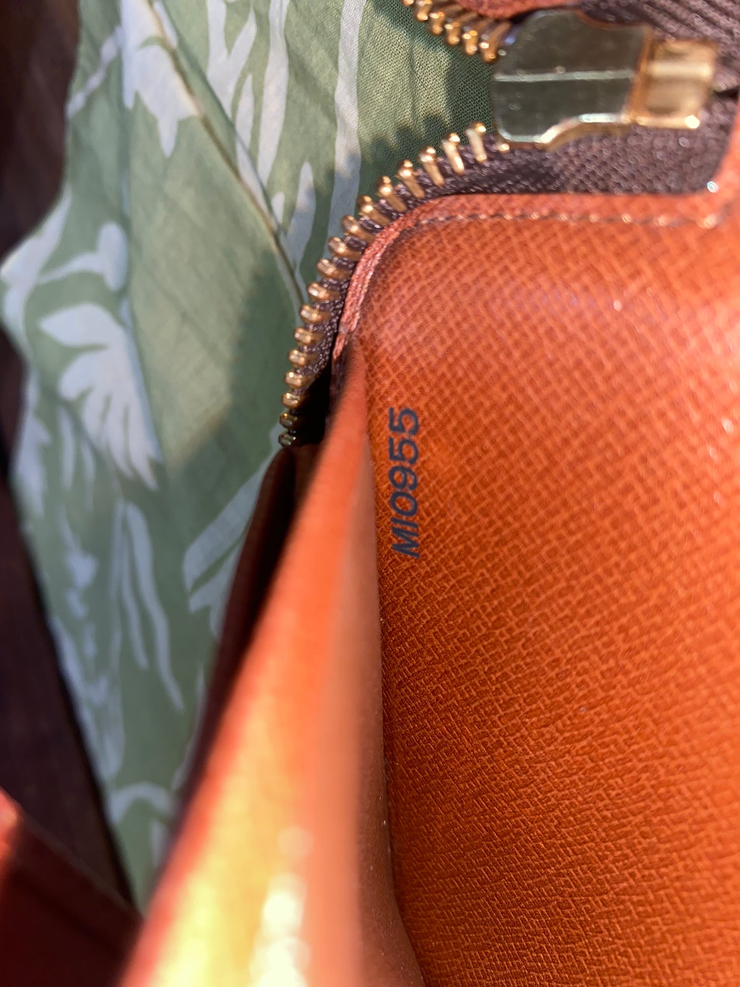 Daily Organizer Long Wallet